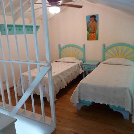 Hotel Playa Colibri Лас Теренас Екстериор снимка