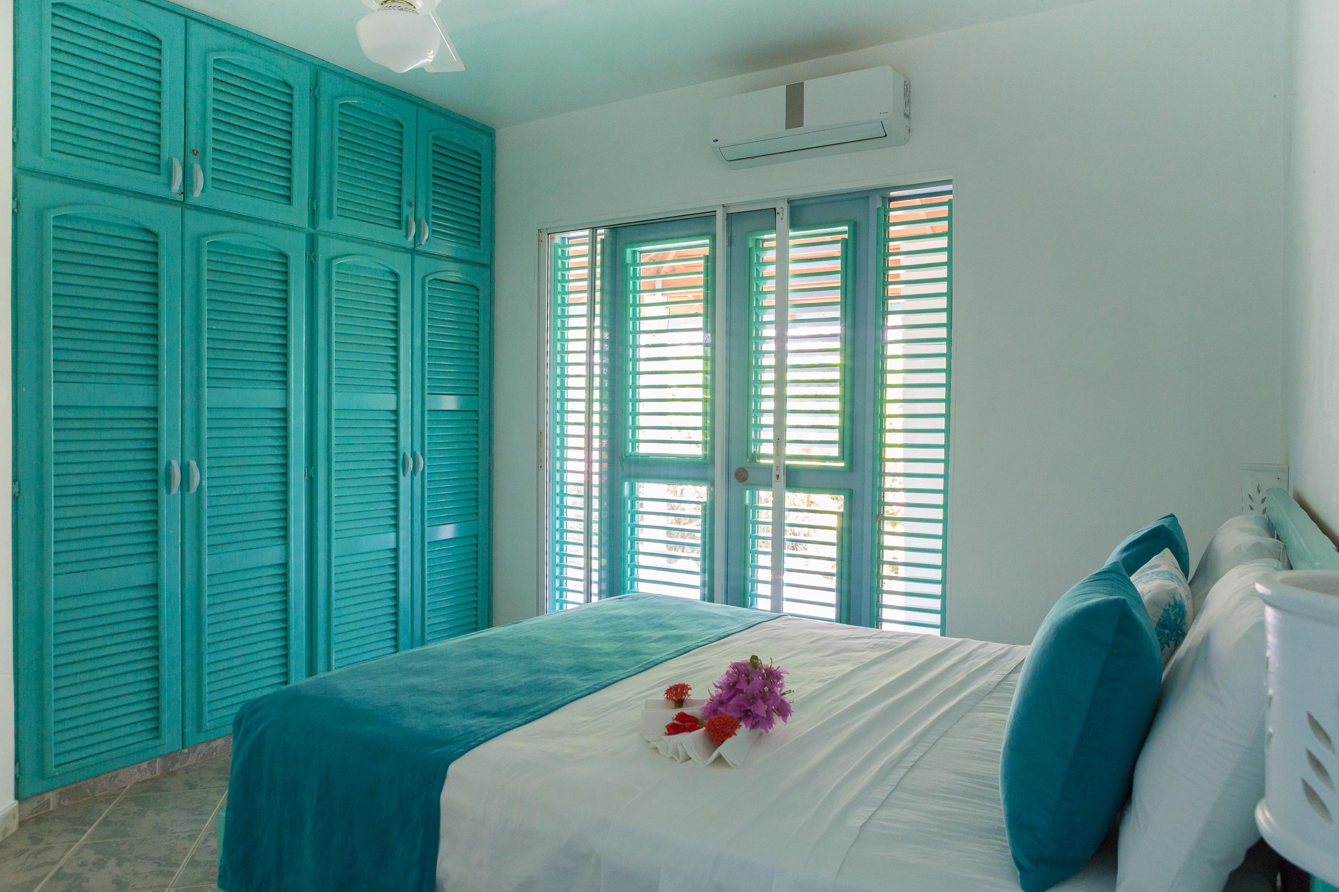 Hotel Playa Colibri Лас Теренас Екстериор снимка