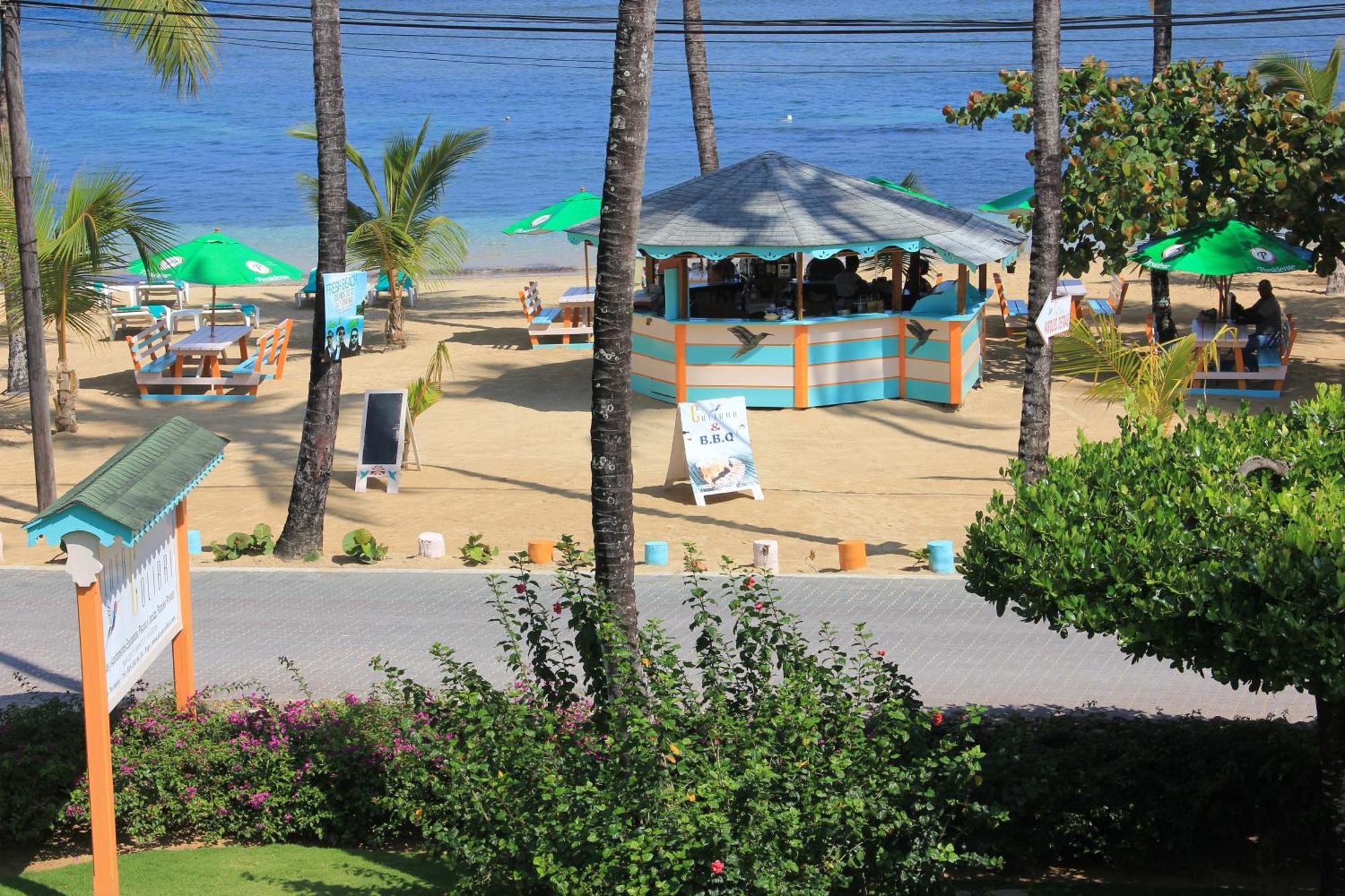 Hotel Playa Colibri Лас Теренас Екстериор снимка